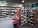 Esperanza Acosta Moreno Branch, Library